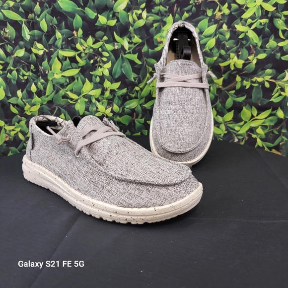 Hey Dude Wendy Linen Iron Size 7